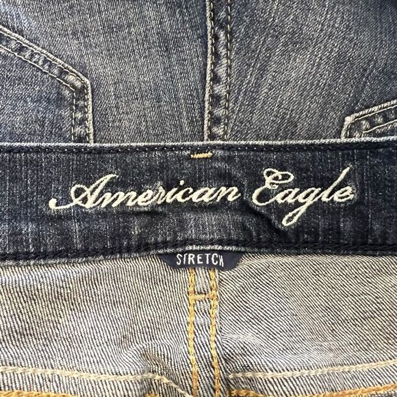 3 for $30! American eagle medium wash denim shorts - Picture 3 of 7